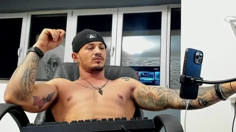 Snapshot of masterchris12 chatting on 12-08-24, 09:08 masterchris12 online show from 12-08-24, 09:08