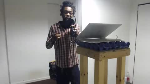 Snapshot of masterdomfuck chatting on 01-07-26, 04:37 Masterdomfuck online show from 01-07-26, 04:37