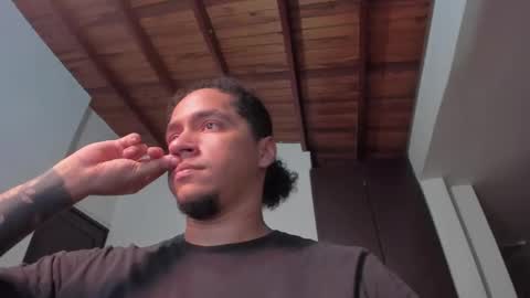 Juan Independent Model online show from 03-10-25, 12:18