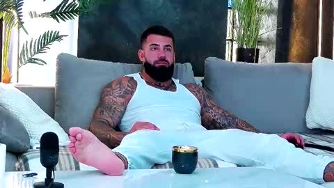 masterkingofmuscle online show from 09-18-25, 08:38