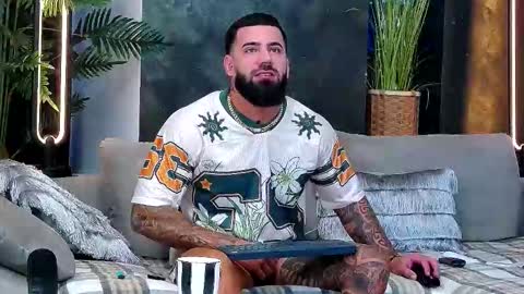 masterkingofmuscle online show from 11-11-25, 07:30