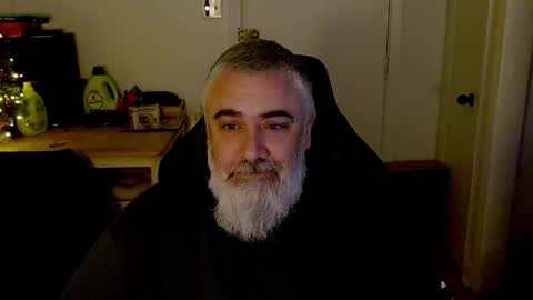 Dave online show from 12-21-25, 05:36