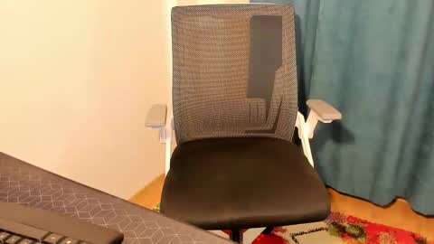 Snapshot of mastermiko chatting on 12-06-24, 07:45 Silly Rabbit online show from 12-06-24, 07:45