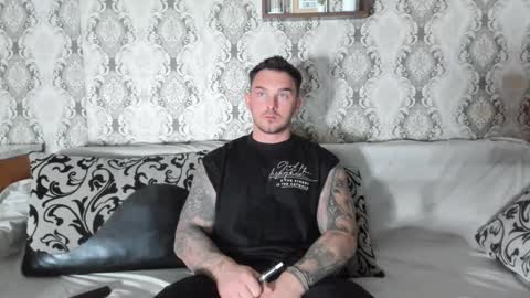 Snapshot of mastermusclejon chatting on 02-14-25, 09:10 Jon online show from 02-14-25, 09:10