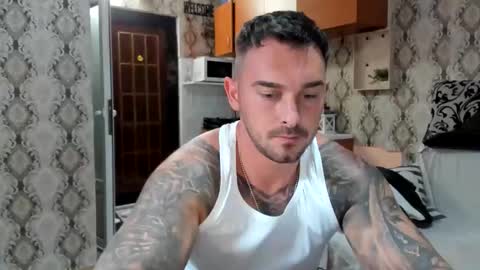 Snapshot of mastermusclejon chatting on 09-24-25, 07:28 Jon online show from 09-24-25, 07:28