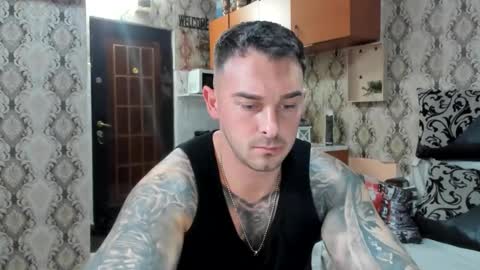 Snapshot of mastermusclejon chatting on 10-21-25, 07:36 Jon online show from 10-21-25, 07:36