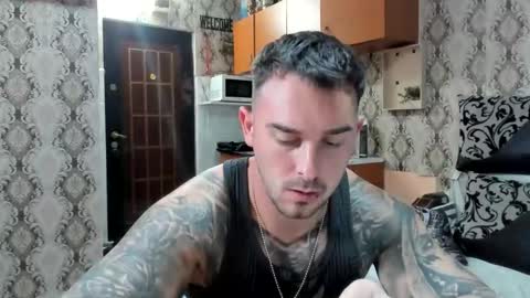 Snapshot of mastermusclejon chatting on 10-24-25, 08:16 Jon online show from 10-24-25, 08:16