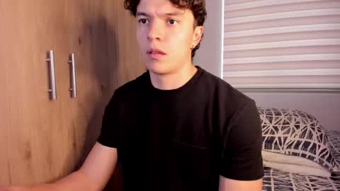 mastrangelo_x online show from 11-21-25, 08:51