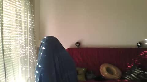 mat11efou online show from 10-13-25, 03:34