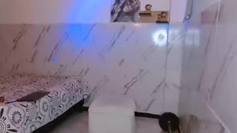 Matt online show from 10-15-25, 05:07