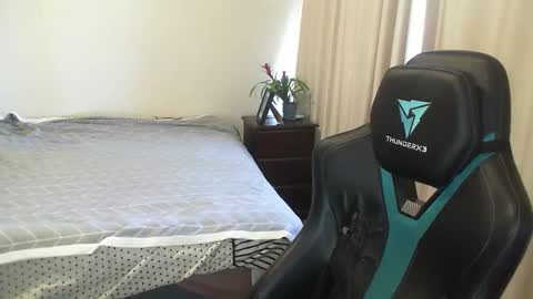 Snapshot of matchy666 chatting on 01-06-25, 08:18 Matchy online show from 01-06-25, 08:18