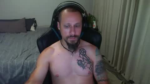 Snapshot of matchy666 chatting on 01-24-25, 08:44 Matchy online show from 01-24-25, 08:44