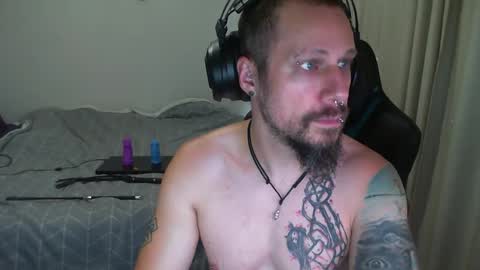 Snapshot of matchy666 chatting on 02-04-25, 06:25 Matchy online show from 02-04-25, 06:25