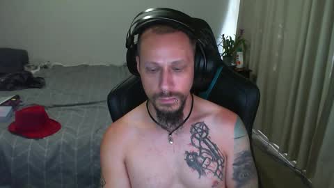 Snapshot of matchy666 chatting on 02-10-25, 01:14 Matchy online show from 02-10-25, 01:14