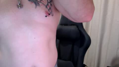 Snapshot of matchy666 chatting on 10-24-25, 07:16 Matchy online show from 10-24-25, 07:16