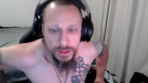 Snapshot of matchy666 chatting on 10-27-25, 07:45 Matchy online show from 10-27-25, 07:45