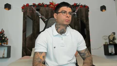 mateo_dilucajs1 online show from 12-17-25, 10:21