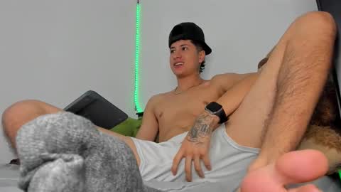 Snapshot of mateo_escobar chatting on 12-04-25, 01:09 mateo_escobar online show from 12-04-25, 01:09