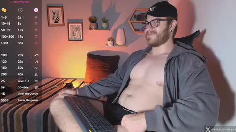 Mateo Ocampo online show from 11-27-25, 08:11