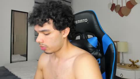 Snapshot of mateoleone chatting on 02-07-25, 02:50 Matt online show from 02-07-25, 02:50