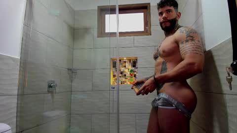 matius foxter online show from 10-10-25, 10:42