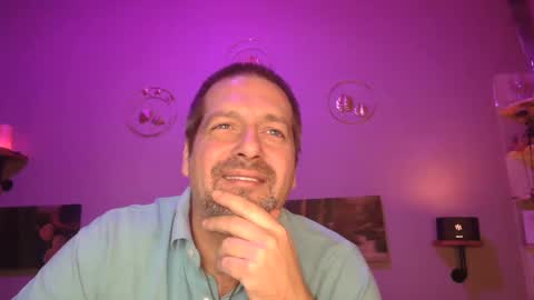Snapshot of matrike1 chatting on 03-06-25, 06:37 matrike1 online show from 03-06-25, 06:37