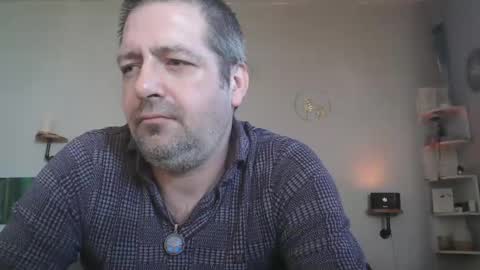 Snapshot of matrike1 chatting on 03-09-25, 09:35 matrike1 online show from 03-09-25, 09:35