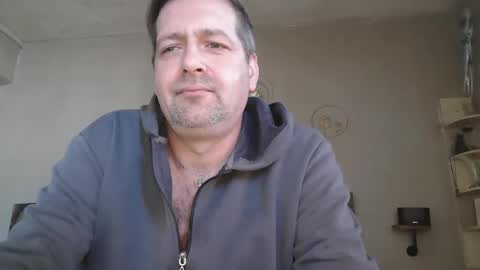 Snapshot of matrike1 chatting on 03-01-26, 11:12 matrike1 online show from 03-01-26, 11:12