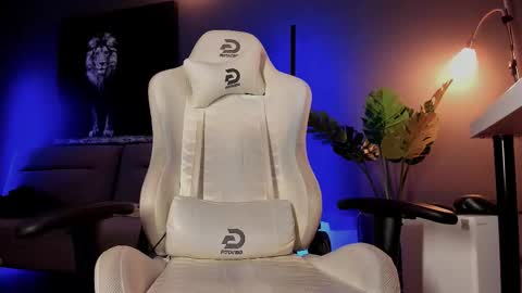 Snapshot of matt_thestud chatting on 02-12-26, 07:14 Matt online show from 02-12-26, 07:14