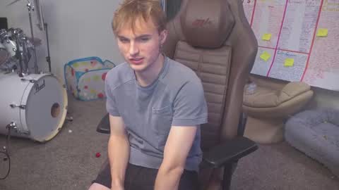 Matt Cash online show from 09-27-25, 01:10