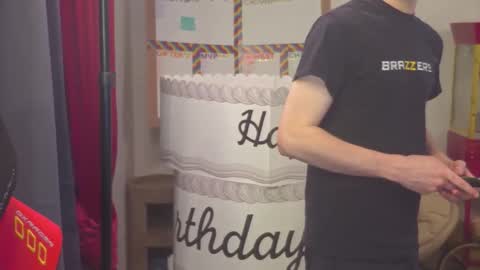 Matt Cash online show from 02-13-26, 02:07