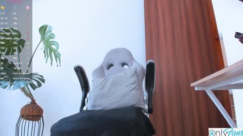 Mateo online show from 01-11-25, 03:31