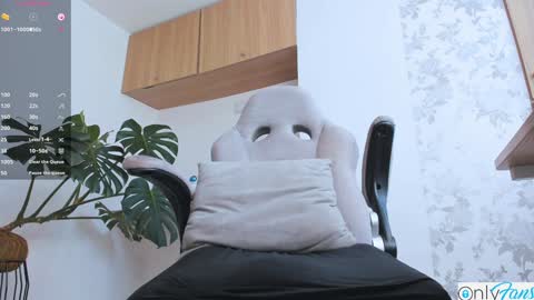 Mateo online show from 02-05-25, 06:04