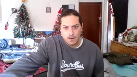 Snapshot of matteushh87 chatting on 12-27-24, 09:28 matteushh87 online show from 12-27-24, 09:28