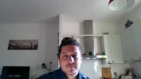 Snapshot of matteushh87 chatting on 01-10-25, 09:02 matteushh87 online show from 01-10-25, 09:02