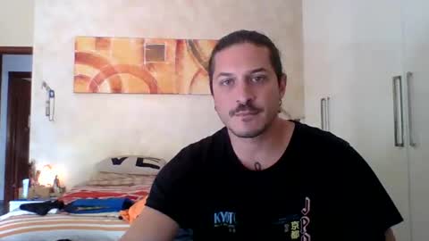 Snapshot of matteushh87 chatting on 10-06-25, 07:28 matteushh87 online show from 10-06-25, 07:28