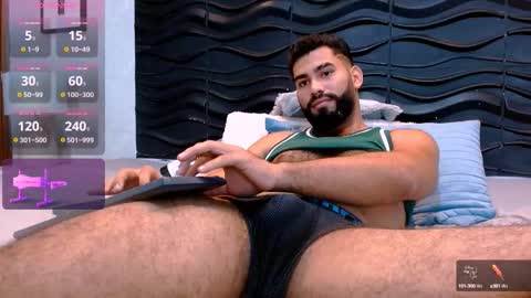 Mattew online show from 09-29-25, 02:33