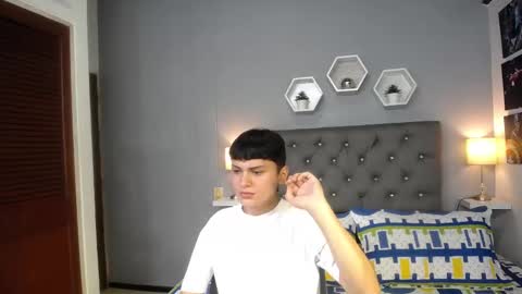  MATTHEW SANDLER online show from 11-21-25, 03:27