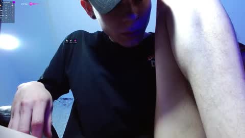 Snapshot of matthewboy_ chatting on 12-21-24, 11:44 MatthewBoy online show from 12-21-24, 11:44