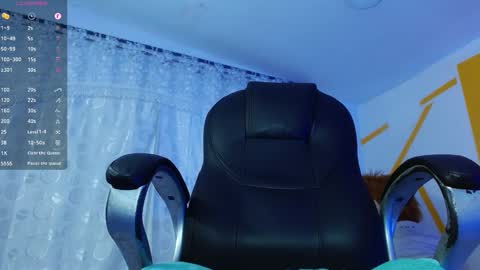 Snapshot of matthewboy_ chatting on 01-09-25, 05:55 MatthewBoy online show from 01-09-25, 05:55