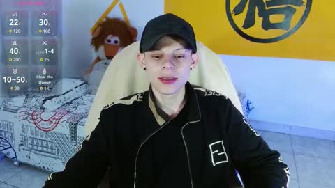 Snapshot of matthewboy_ chatting on 01-13-25, 04:50 MatthewBoy online show from 01-13-25, 04:50