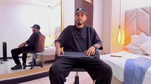 Matthew online show from 02-25-26, 06:39