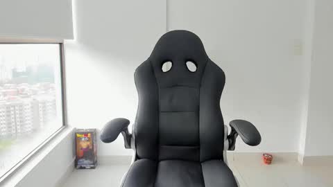 Snapshot of mattia_dupont chatting on 02-28-26, 08:32 Mattias online show from 02-28-26, 08:32