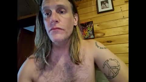 Snapshot of mattman82666 chatting on 03-09-25, 06:00 mattman82666 online show from 03-09-25, 06:00