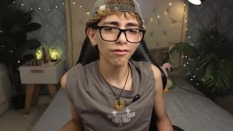 Snapshot of matty_spark chatting on 02-28-26, 01:01 matty_spark online show from 02-28-26, 01:01