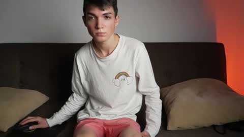 Snapshot of mattyaiden chatting on 02-15-26, 06:15 Matty Aiden online show from 02-15-26, 06:15