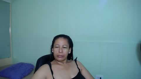 Snapshot of mature_martina_ chatting on 02-26-25, 06:58 Martina online show from 02-26-25, 06:58