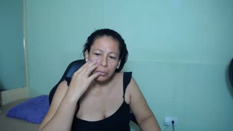 Snapshot of mature_martina_ chatting on 02-26-25, 10:04 Martina online show from 02-26-25, 10:04