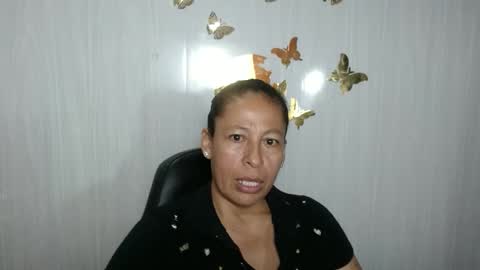 Snapshot of mature_martina_ chatting on 03-03-25, 01:20 Martina online show from 03-03-25, 01:20