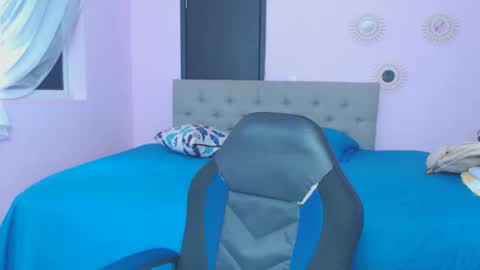 Snapshot of mature_martina_ chatting on 01-08-26, 08:55 Martina online show from 01-08-26, 08:55